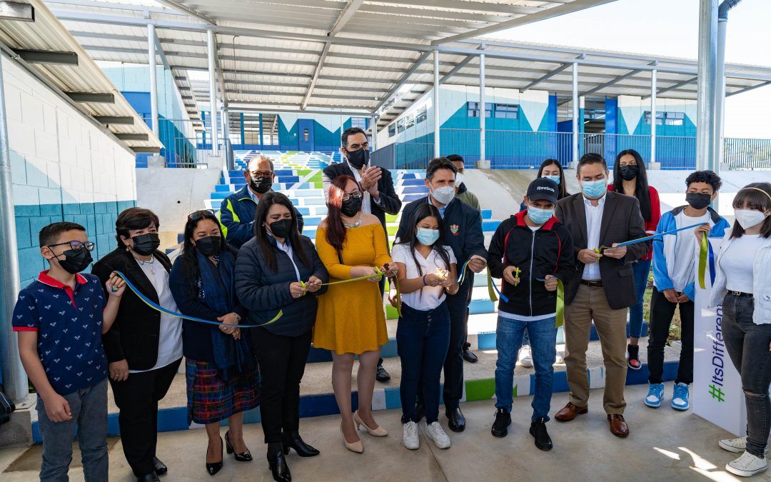 TELUS aporta para mejorar la calidad educativa de los jóvenes en Guatemala