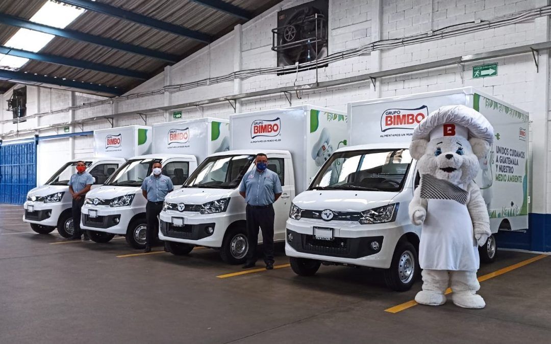 Bimbo Guatemala integra su flotilla de autos eléctricos