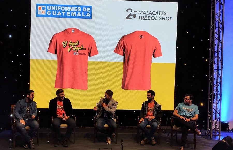 Celebran 25 años de carrera con colección de Playeras conmemorativas de la banda Malacates Trébol Shop