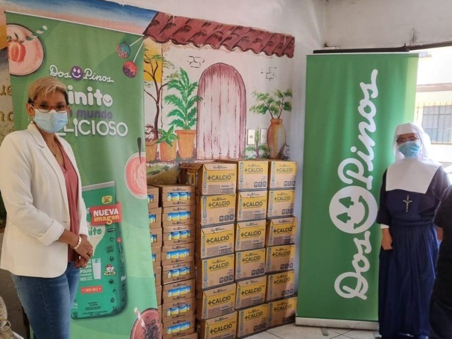 Dos Pinos entrega donativos a proyectos comunitarios