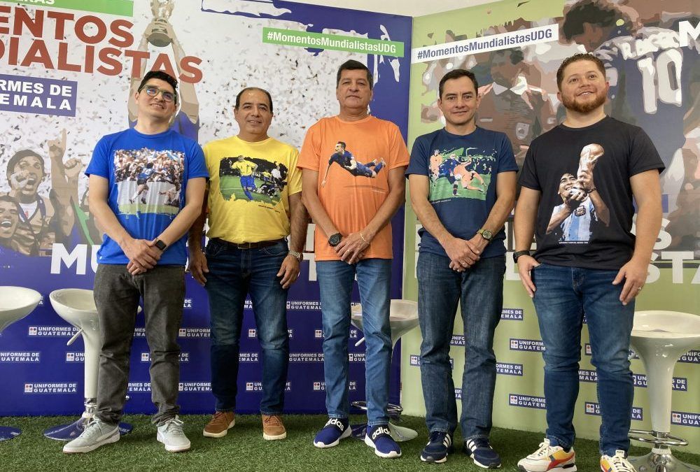 Presentan colección “Momentos Mundialistas”