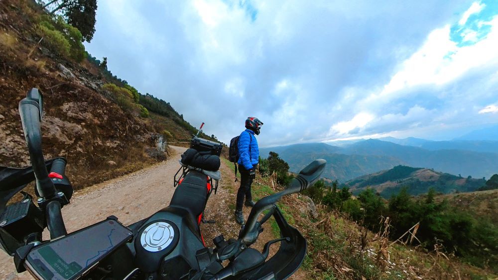 Un chapín en Moto recorre el país para descubrir los destinos escondidos de Guatemala