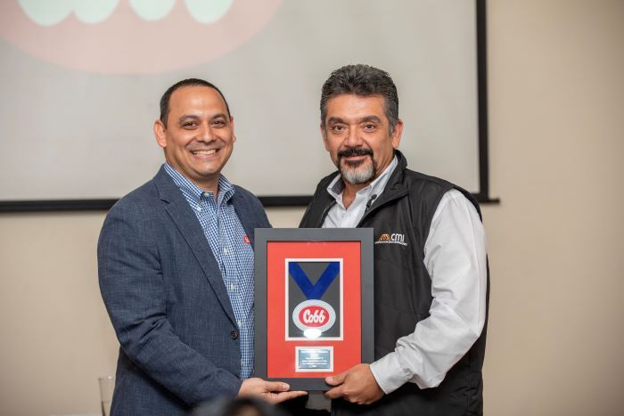 CMI recibe reconocimiento en el Sector Avícola