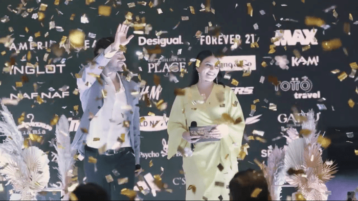 El actor Carlos Torres condujo el evento del Fashion Show en Guatemala