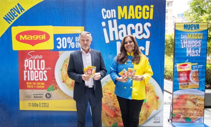 Nestlé presenta la innovadora Sopa Maggi de pollo con fideos reducida en sal
