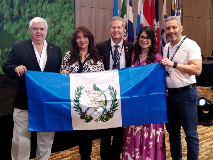 Confederación Inmobiliaria Latinoamericana brinda reconocimiento a CBR Guatemala