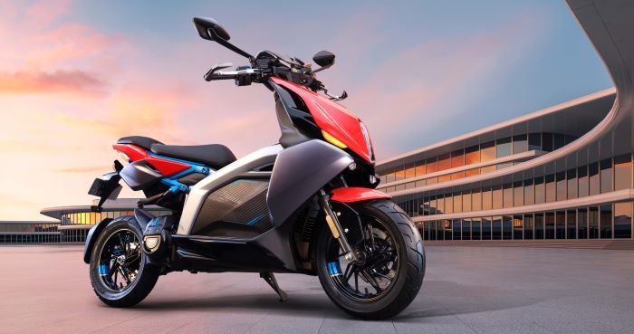 Presentan en Dubái la TVS X un modelo para la movilidad eléctrica