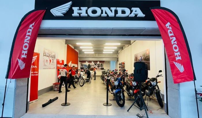 Honda Motos inaugura agencia en Plaza Telares Antigua Guatemala