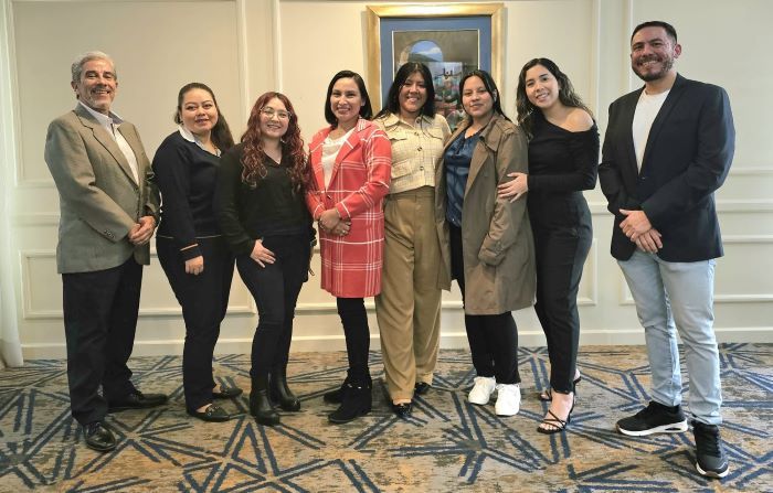 Líderes Empresariales formarán parte del Programa Mentores y Mujer Digital de Junior Achievement Guatemala