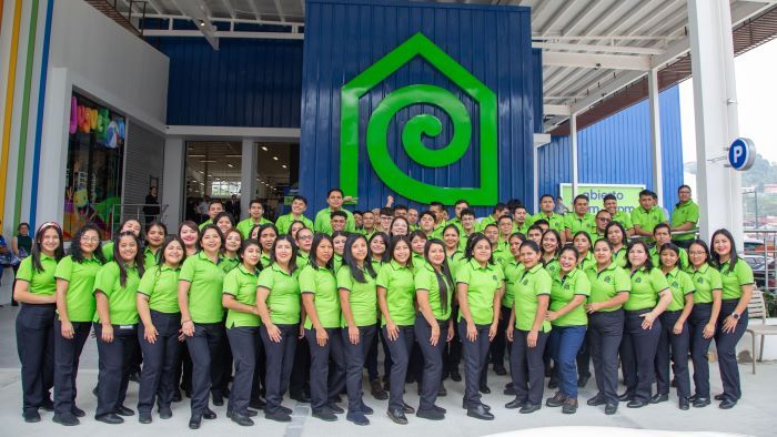 Plaza Magdalena cuenta ya con la primera tienda Cemaco en el área de las Verapaces