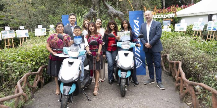 Premian la creatividad y la conciencia ambiental en el 14º Concurso Nacional de Dibujo “Que Vivan Nuestros Lagos de Guatemala”