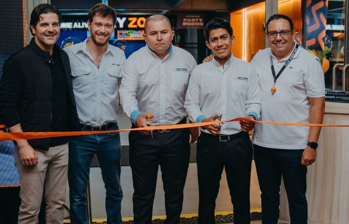 Sky Zone llega a Galerías Tiffany, Zona 14 diversión y entretenimiento para toda la familia