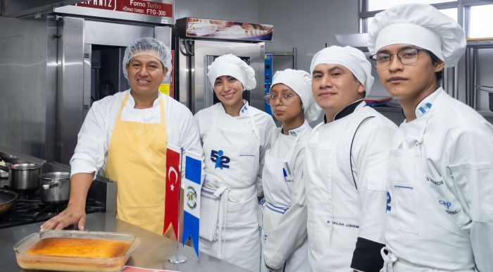 En el marco de la Semana De La Cocina Turca se realizó un taller