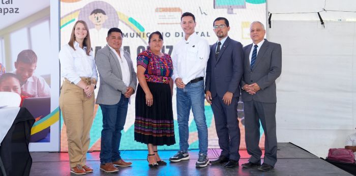 Santa Cruz Verapaz se convierte en el primer Municipio Digital de Alta Verapaz gracias a la alianza entre Bam y Funsepa