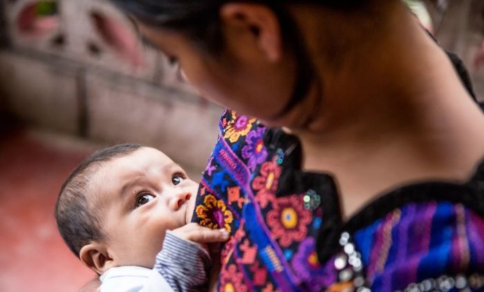 La lactancia materna es el inicio de una vida más saludable