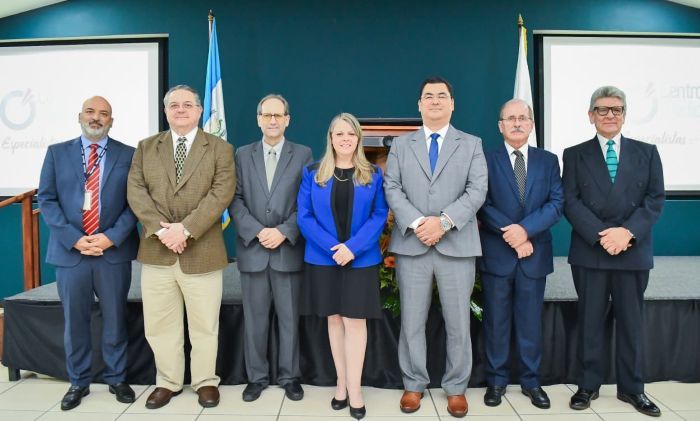 Hospital Centro Médico implementa el nuevo Angiógrafo en Guatemala