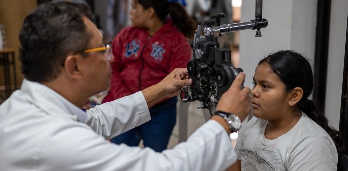 Expertos hacen un llamado a priorizar la salud visual en el inicio del ciclo escolar 2026