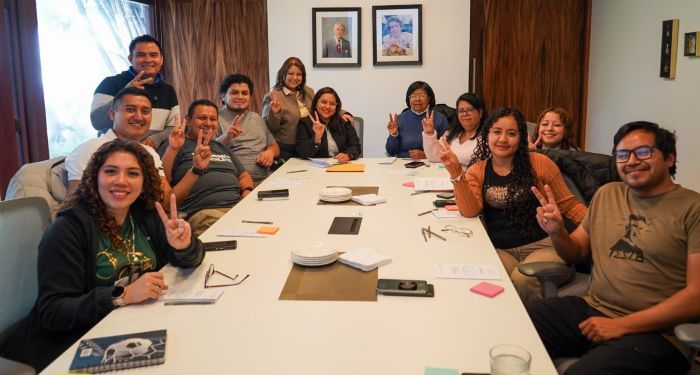 Jóvenes de la capital y Alta Verapaz inician nuevo ciclo con Lecciones Brillantes