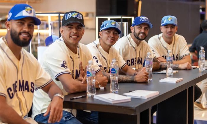 Comunicaciones FC y New Era presentan su nueva colección que celebra la identidad del más grande de Guatemala
