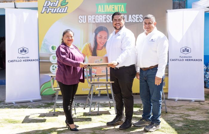 Del Frutal reafirma su apoyo a la educación guatemalteca con la donación de escritorios