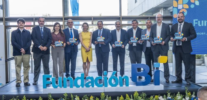 Fundación Bi amplía el alcance de Ruedas de Innovación con la incorporación de un segundo bus tecnológico