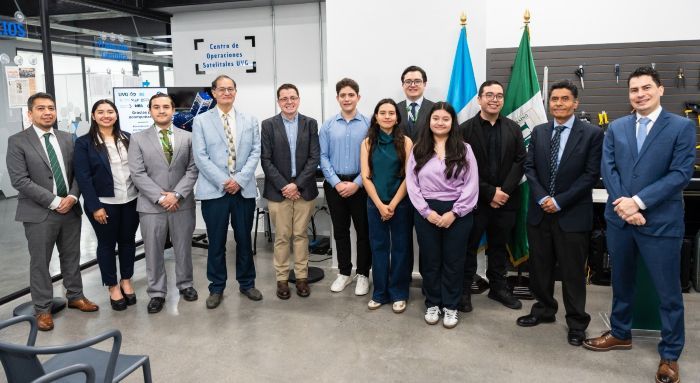 UVG inaugura el centro de operaciones del segundo satélite guatemalteco, QUETZAL-2