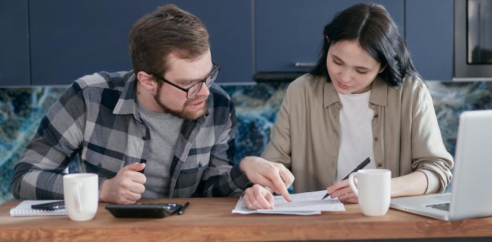 Si te exediste en tus gastos descubre cómo recuperar el control de tus finanzas