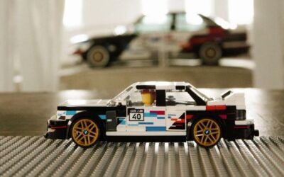 BMW Group y LEGO Group celebran al BMW M3 E30