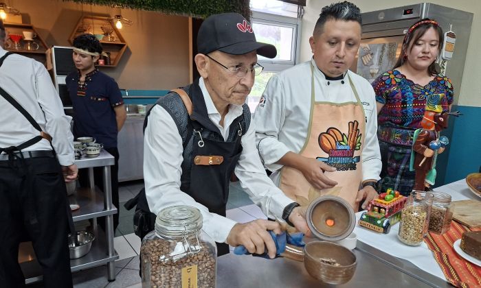Intecap e INGUAT presentan el V Congreso de Gastronomía Guatemalteca durante taller gastronómico especializado
